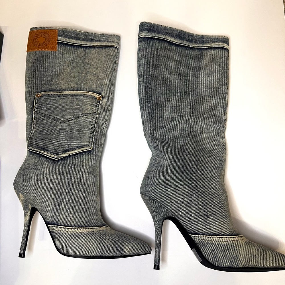 NWT Denim Stiletto Knee-High Boots w/ Real Pocket